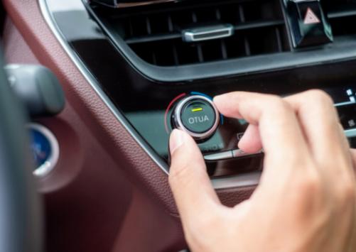 Conselhos de Especialistas: Como Diagnosticar e Reparar Problemas no Ar Condicionado do Carro