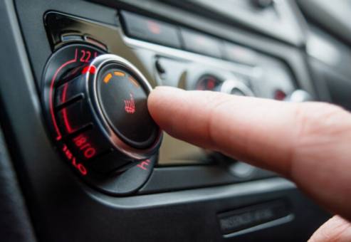 O papel dos interruptores do ar condicionado do carro na manutenção de condições de condução confortáveis